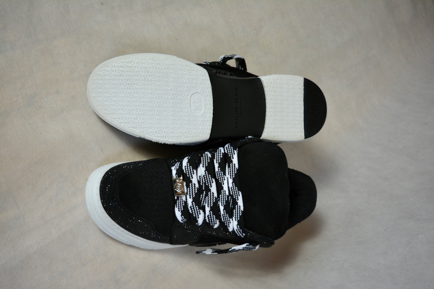 Philipp Plein Super Street Lo-Top Sneakers Black with crystal embellishments