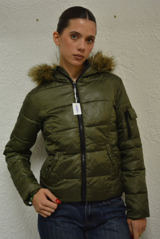 Kapucnis puffer dzseki