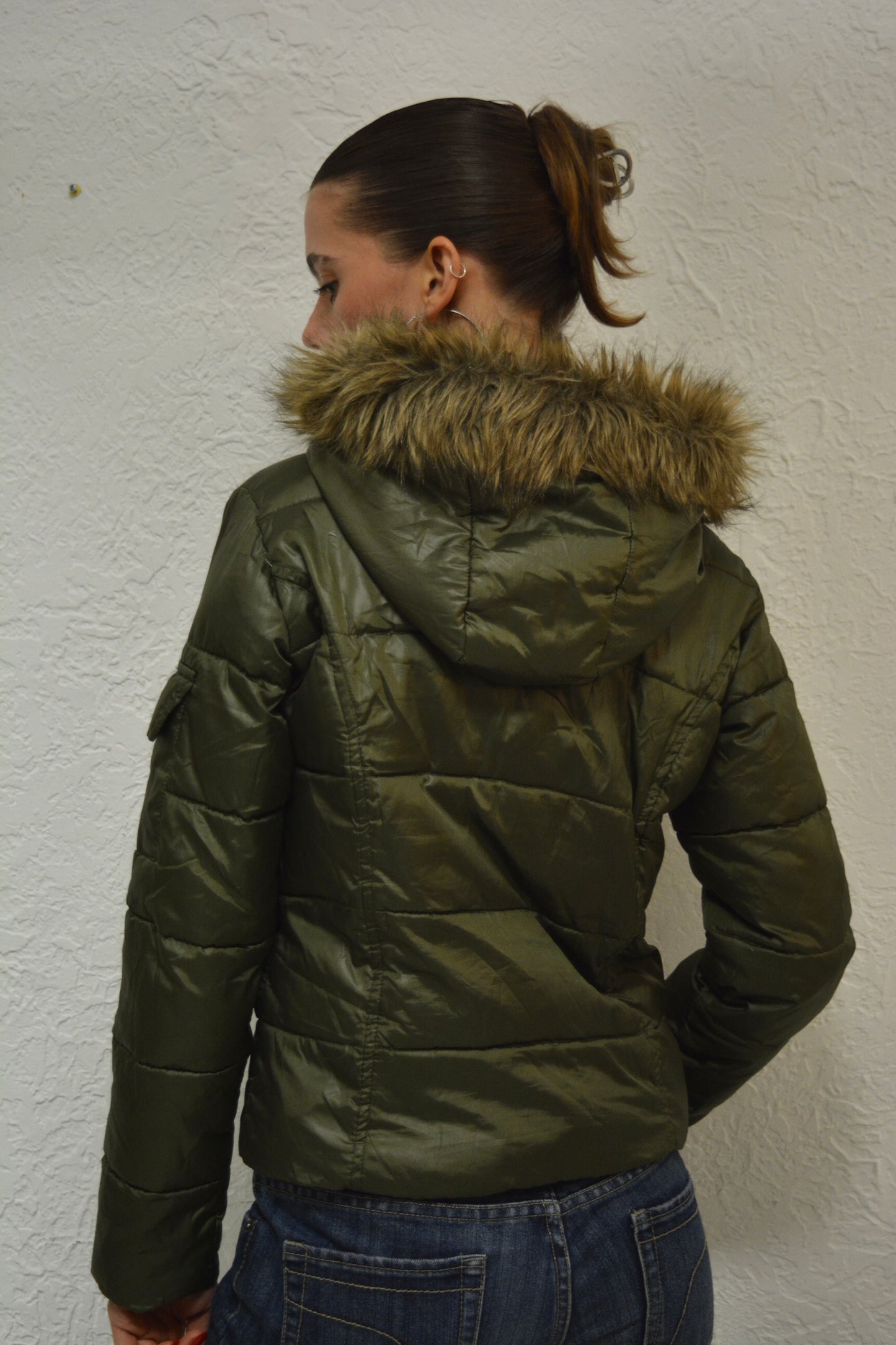Kapucnis puffer dzseki
